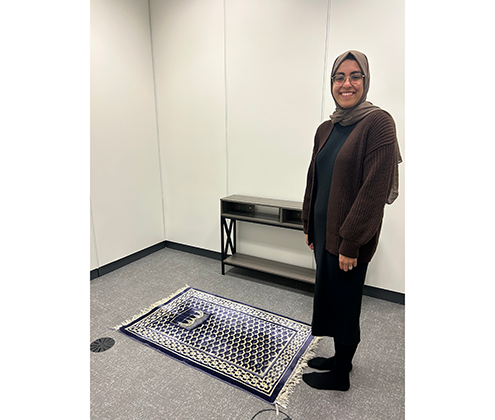 Forida finds a comfortable space for prayer