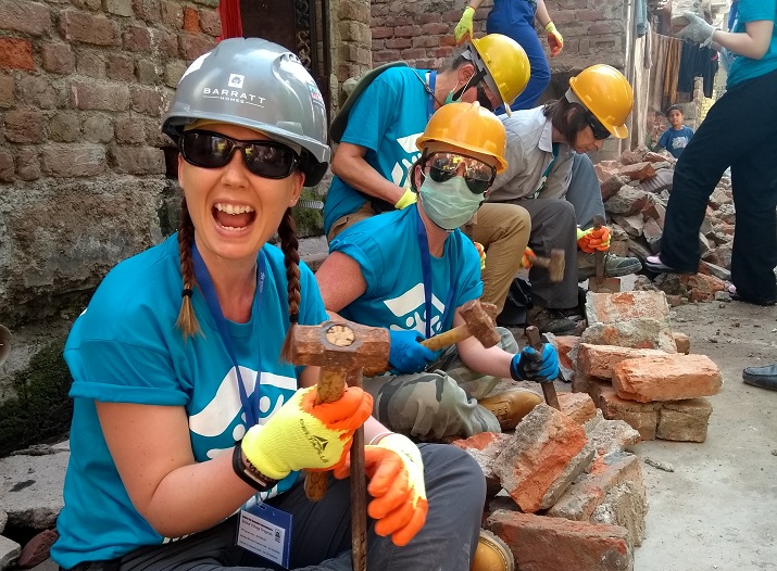 Malawi build project - Volunteers in action