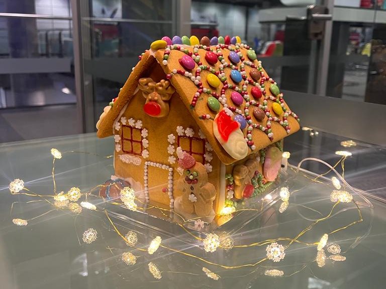 gingerbread house