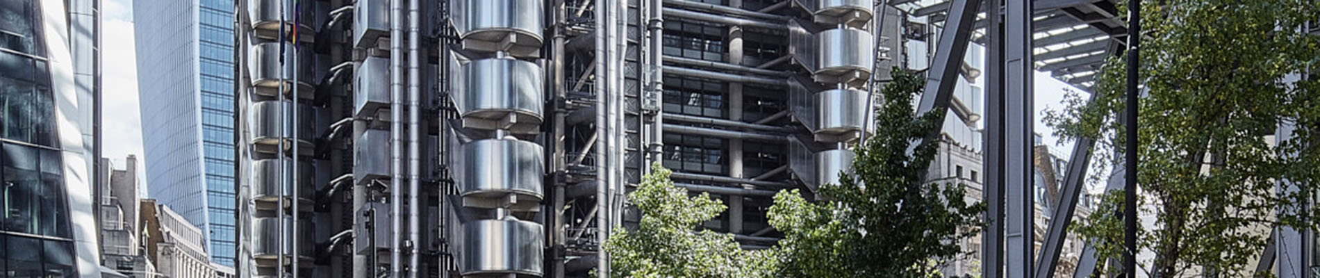 Exterior of the Lloyd's building